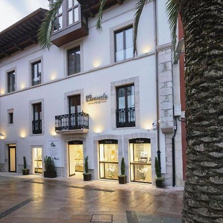 Apartamentos Centro Llanes Exterior foto